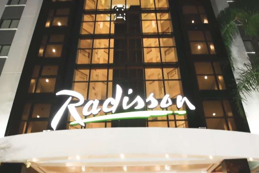 Revista Onne & Only - Lançamento 8ª Edição -  Radisson Hotel